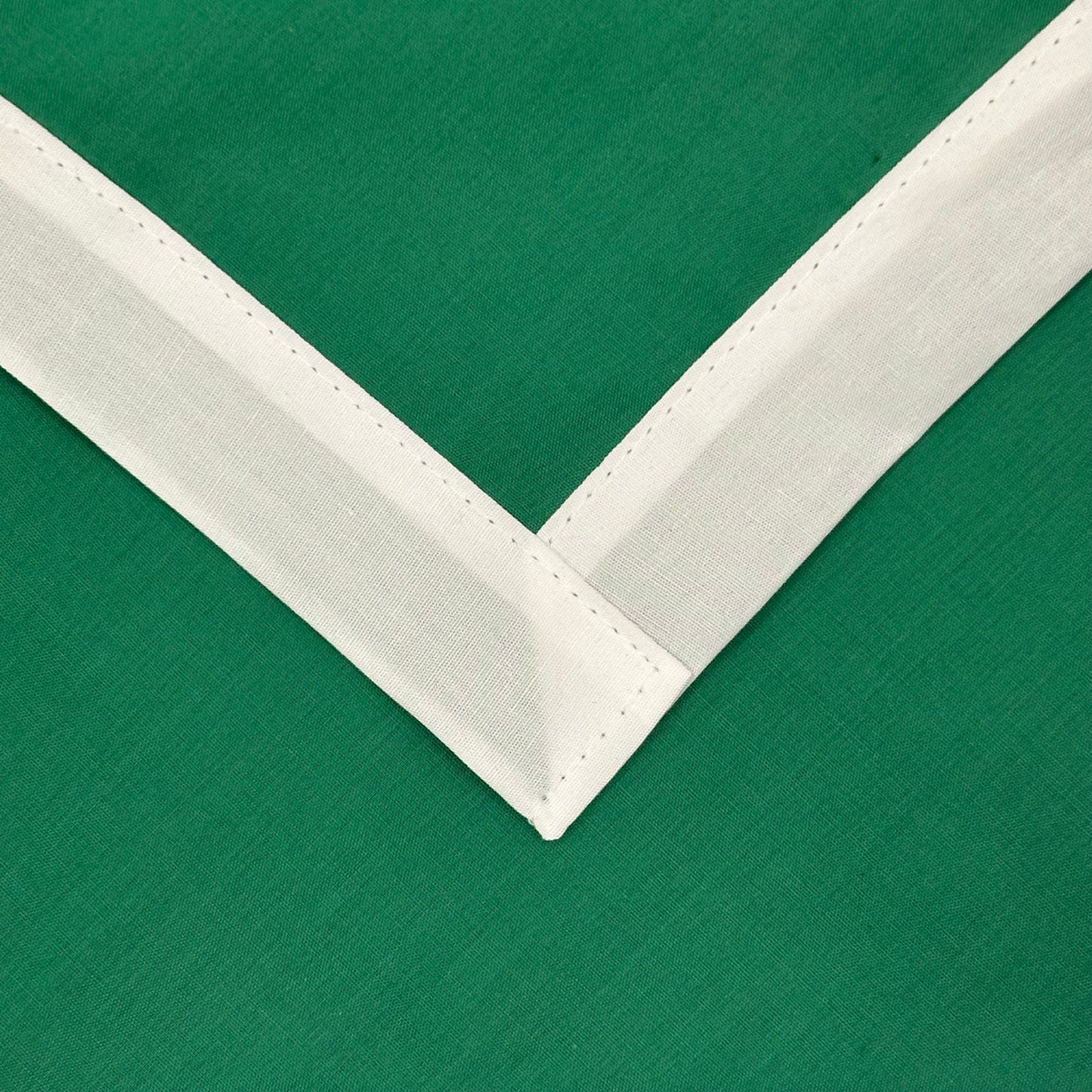 Child Necker with Trim - Emerald / White