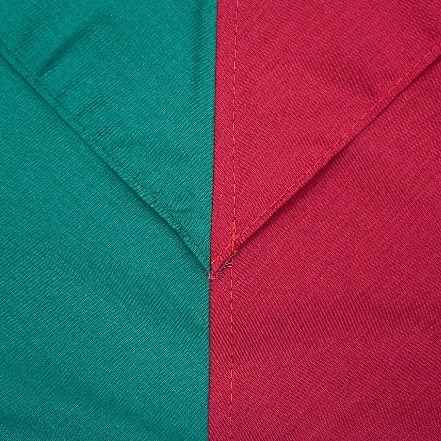 Child Necker Half and Half - Scout Green / Crimson