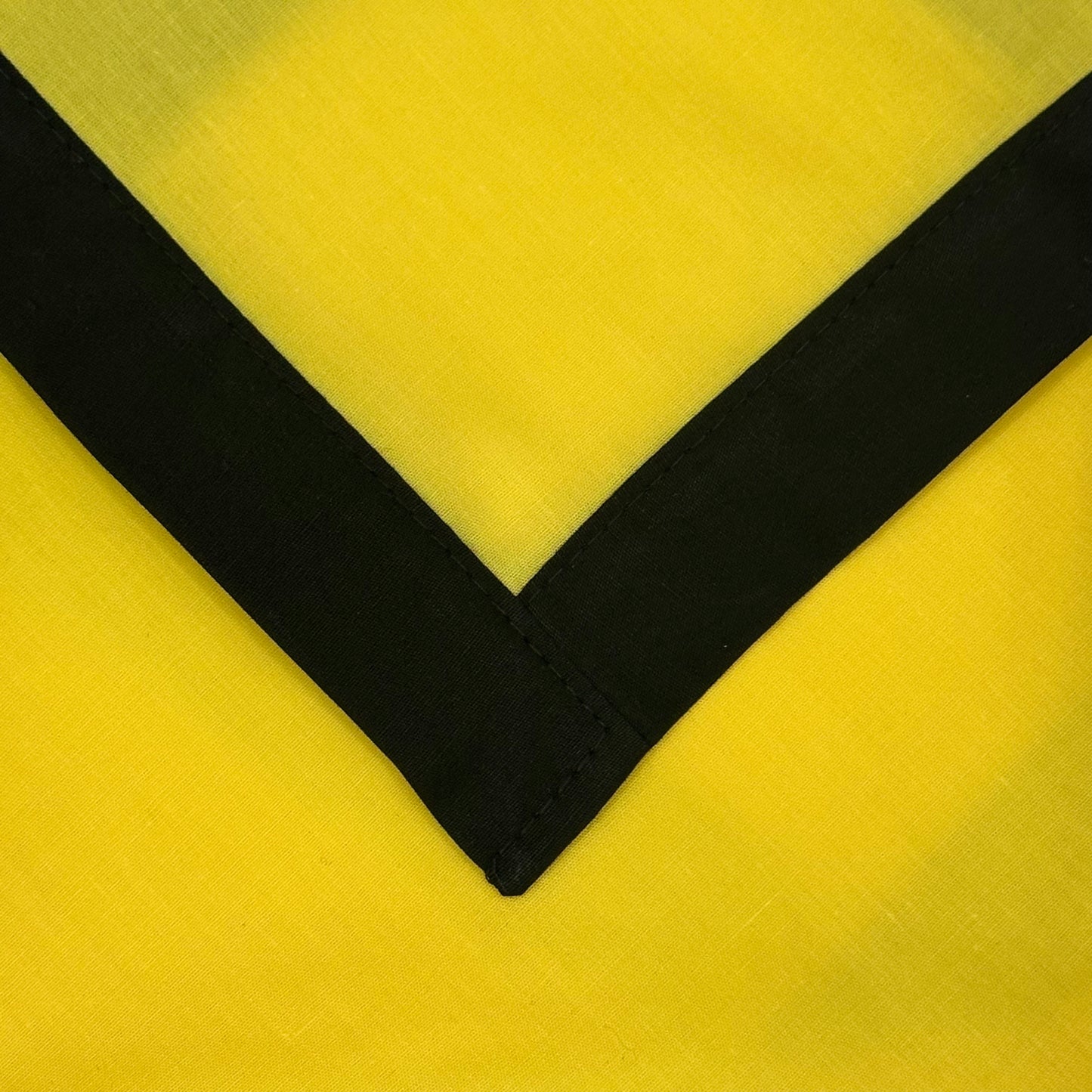 Adult Necker with Trim - Yellow / Black